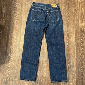 Levi’s Low Pro Straight Jeans – Size 26